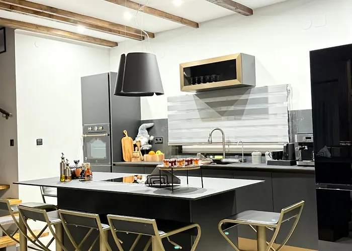 Doppio アパート カストリア